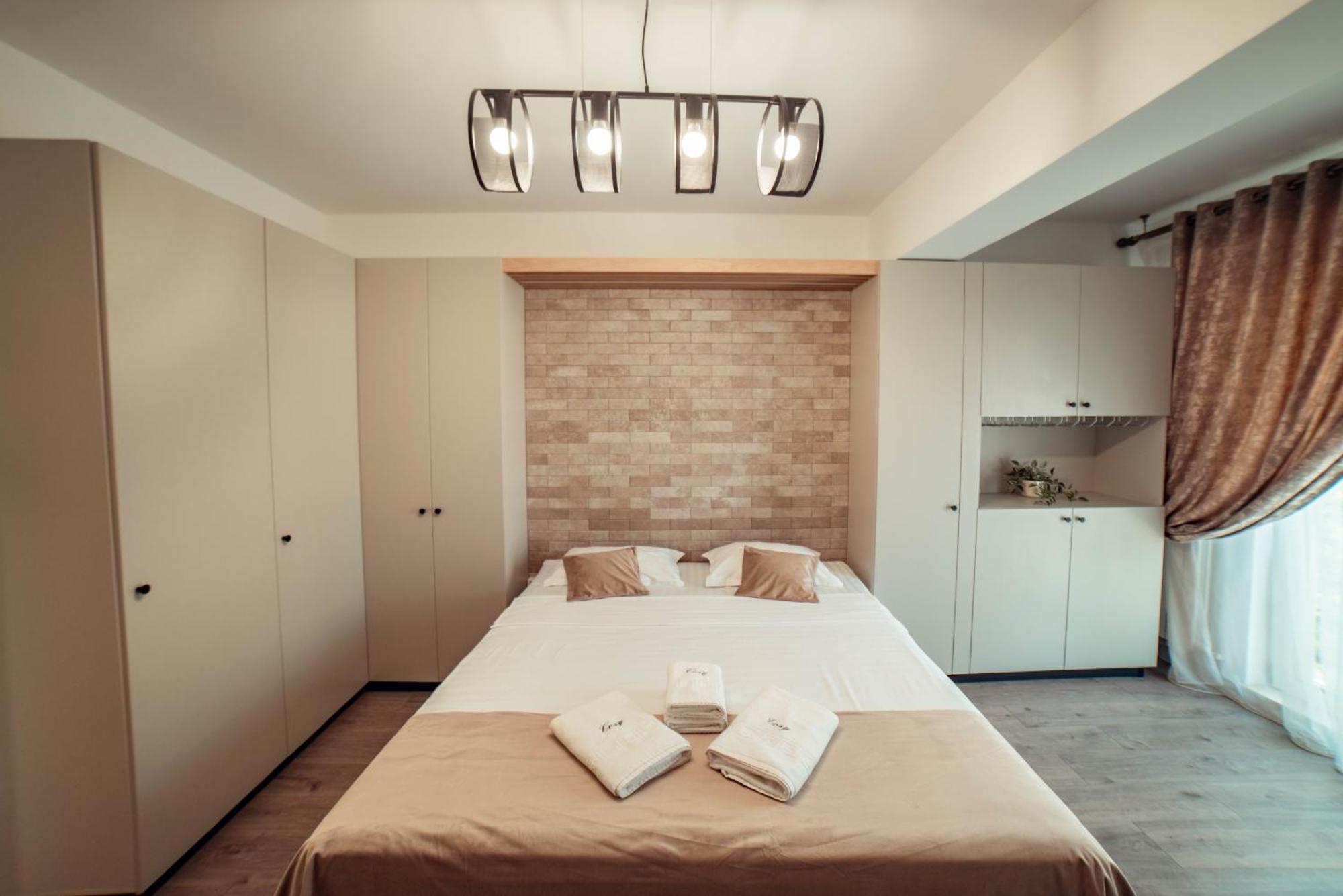 Cozy Aparthotel - Ultracentral Luxury Apartments Iasi Eksteriør billede